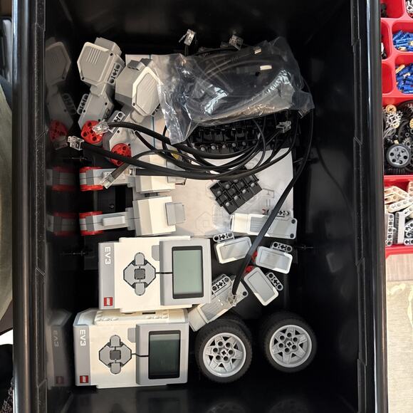 Lego Mindstorms EV3 Intelligent Brick w/ Cords, Wheels, & Misc Parts, Manual - Picture 8 of 13